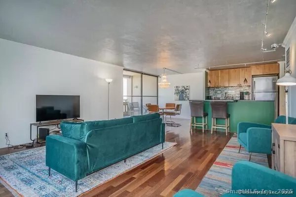Hartford, CT 06103,1 Gold Street #APT 11E