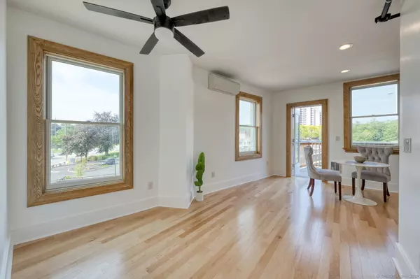 Torrington, CT 06790,11 Main Street #202