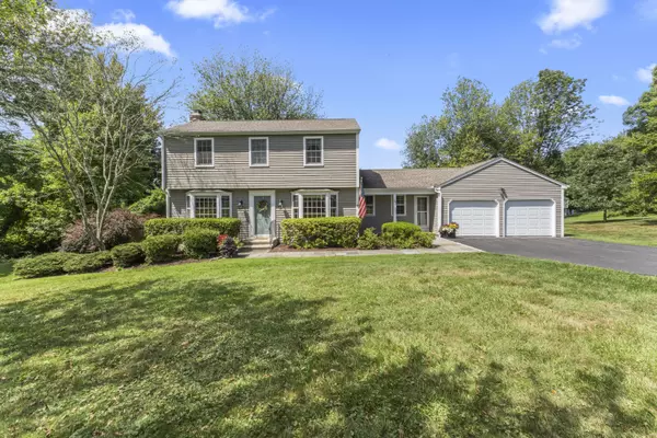 24 Valley View Road, Newtown, CT 06470