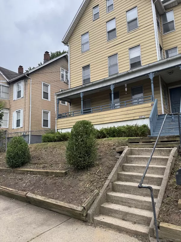 30 Hull Street #3, Shelton, CT 06484