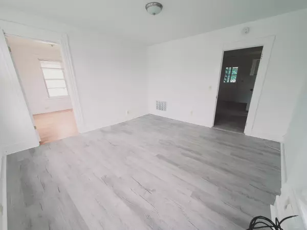 Shelton, CT 06484,30 Hull Street #3