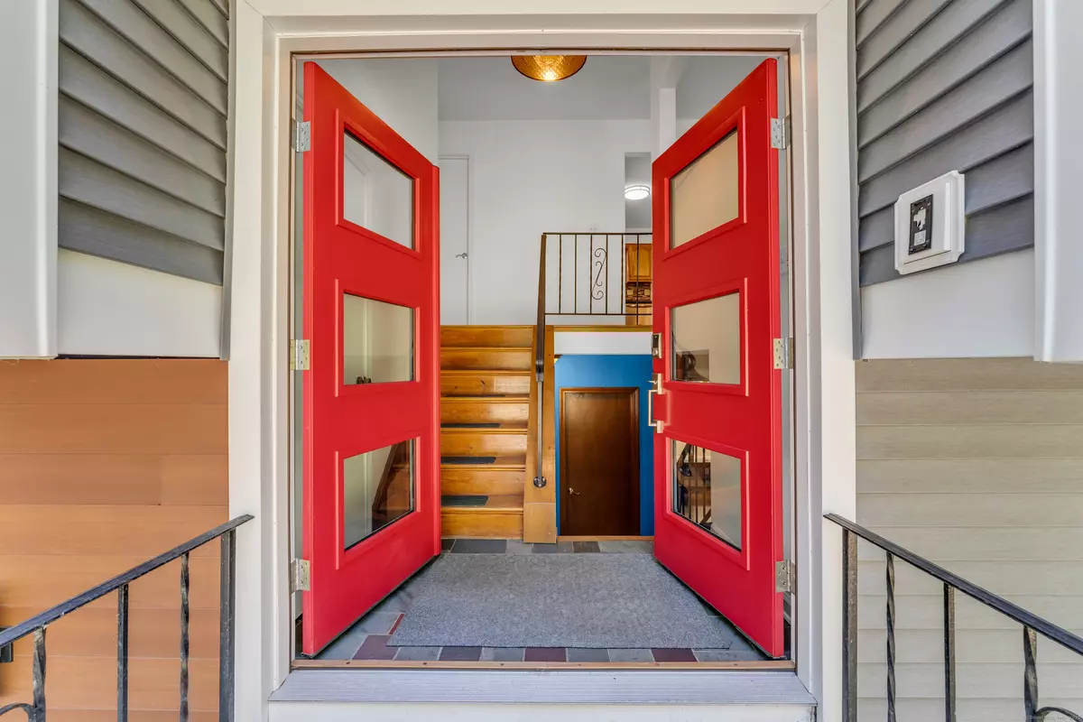 Woodbridge, CT 06525,58 Hallsey Lane