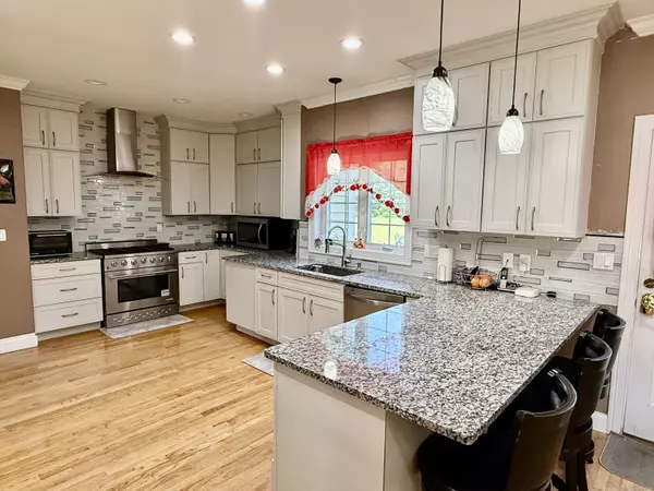 South Windsor, CT 06074,438 Pleasant Valley Road