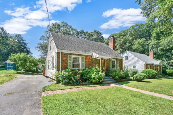 54 Overland Street, Manchester, CT 06040