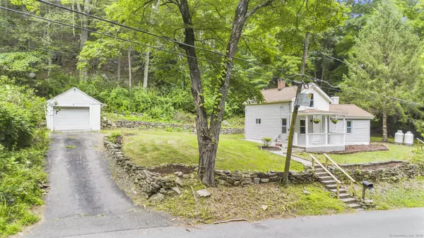 Danbury, CT 06811,97 Padanaram Road