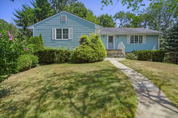36 Juhasz Road, Norwalk, CT 06854