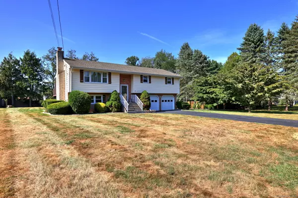 25 Zephyr Road, Trumbull, CT 06611