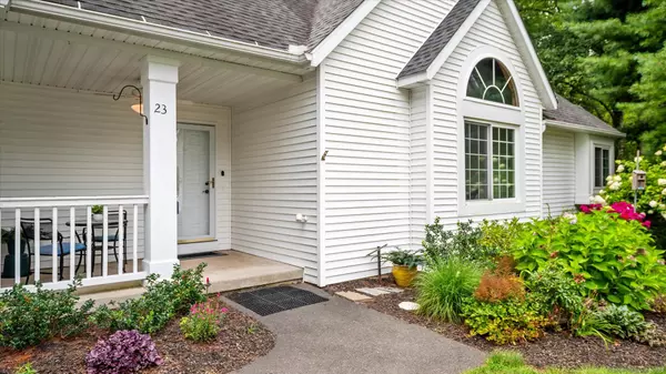 Simsbury, CT 06070,23 Stratton Forest Way #23