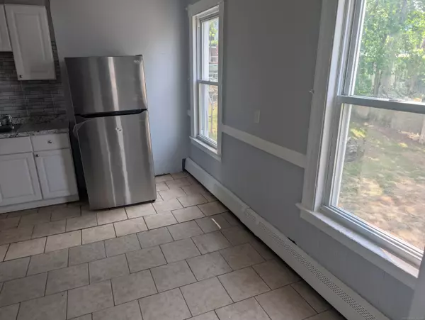 Waterbury, CT 06706,83 Lounsbury Avenue