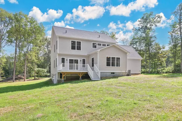 Mansfield, CT 06268,43 Wyllys Farm Road