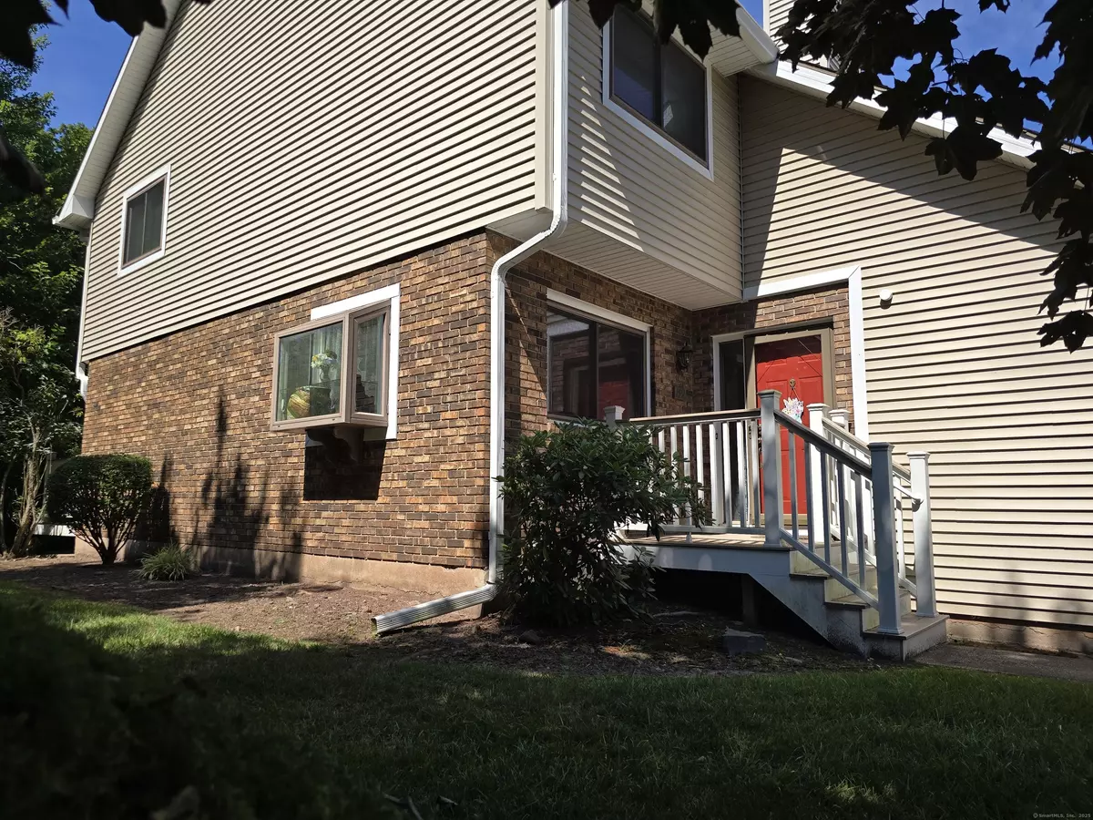 Newington, CT 06111,149 Foxboro Drive #149