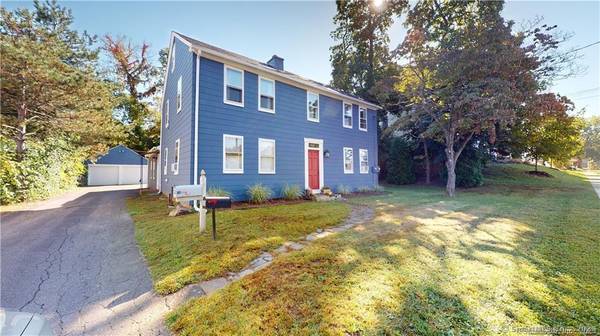 50 House Street #2nd Floor, Glastonbury, CT 06033