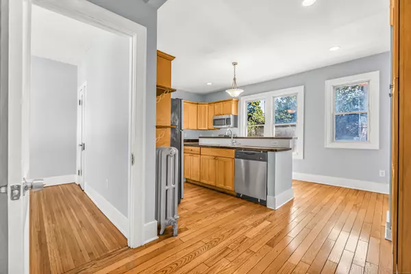 Bridgeport, CT 06605,2679 Fairfield Avenue ##2