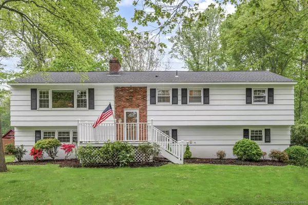 325 Pine Tree Drive, Orange, CT 06477