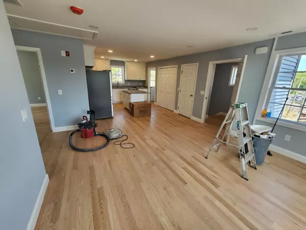 Danbury, CT 06811,117 North Street #2