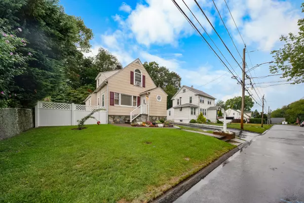 Stratford, CT 06614,145 Wiebe Avenue