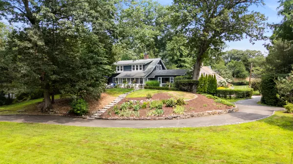 8 Otter Trail, Westport, CT 06880