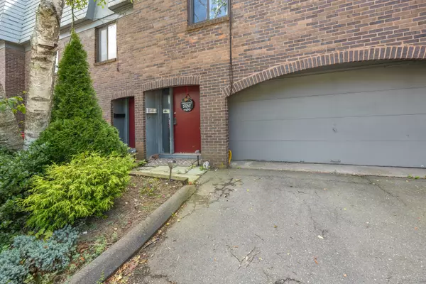 10 Trolley Crossing Lane #10, Middletown, CT 06457