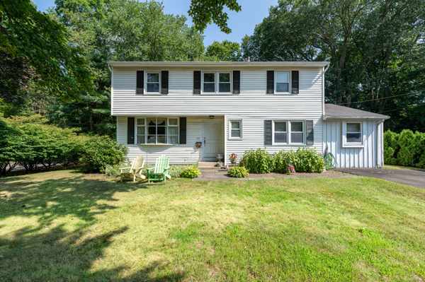 215 Idlewood Drive, Stamford, CT 06905