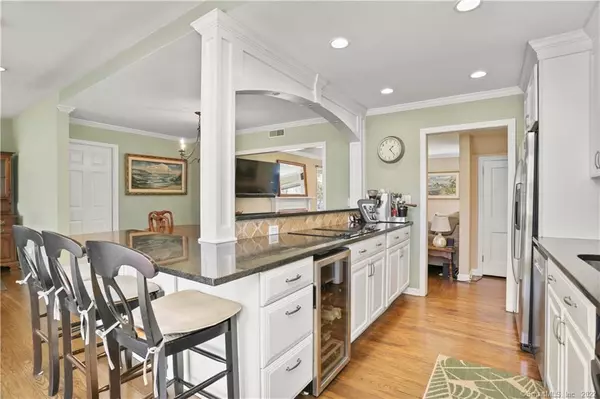 Stamford, CT 06906,51 Glendale Road