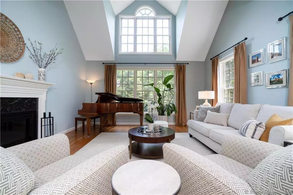 Southbury, CT 06488,33 Old Field Hill Road #12