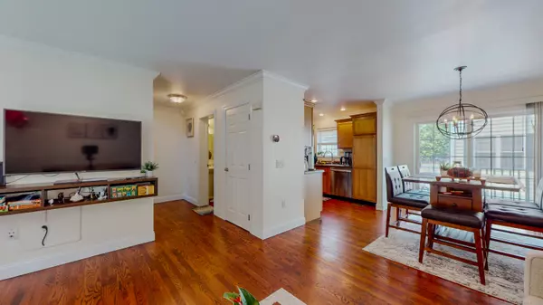 40 Stuart Avenue #APT B, Norwalk, CT 06850