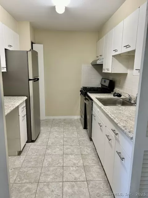 Hartford, CT 06105,30 Woodland Street #APT 4G