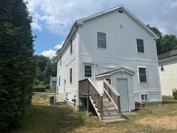 Trumbull, CT 06611,26 McAdoo Avenue