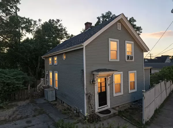Stonington, CT 06379,7 Stillman Avenue