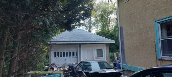 New London, CT 06320,2 Faye Street