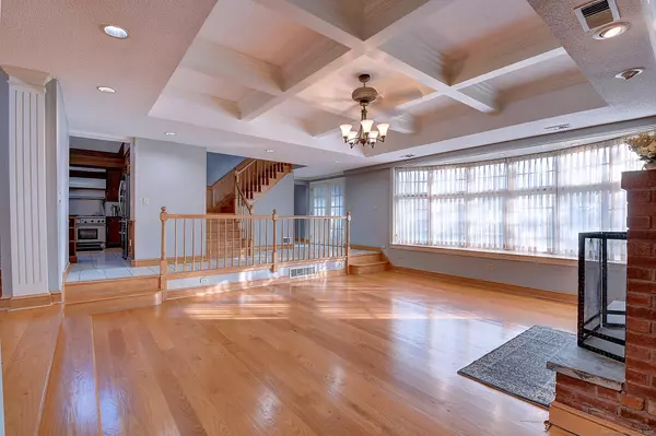 Wethersfield, CT 06109,615 Ridge Road