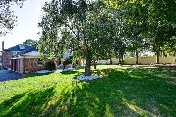 Wethersfield, CT 06109,615 Ridge Road