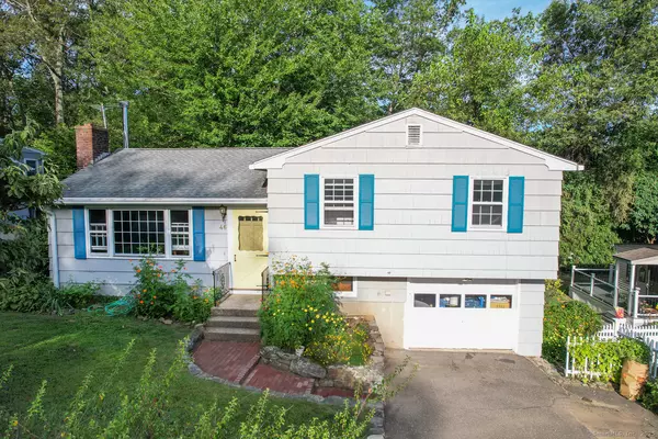 46 Thrushwood Place, Waterbury, CT 06708