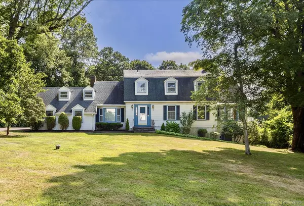 7 Delno Drive, Danbury, CT 06811