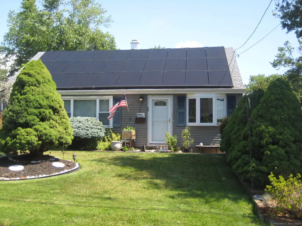 Milford, CT 06460,29 Meetinghouse Lane