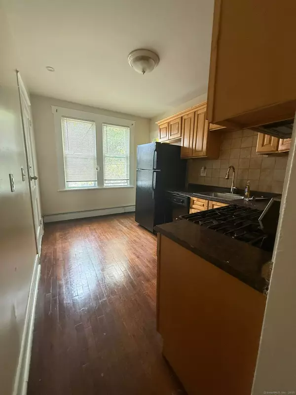 Bridgeport, CT 06604,141 Herkimer Street #2