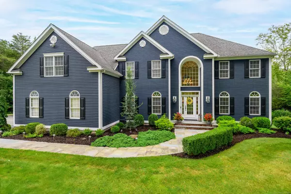 5 Cider Mill Road, Newtown, CT 06482