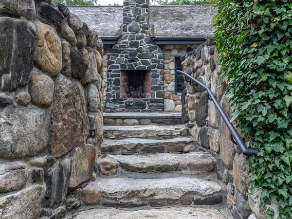 Washington, CT 06794,337 Romford Road