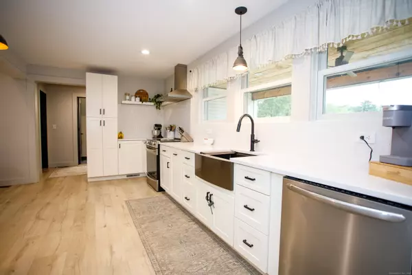 Killingly, CT 06241,498 Bailey Hill Road