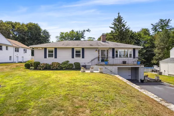 87 Parkway Drive, Trumbull, CT 06611