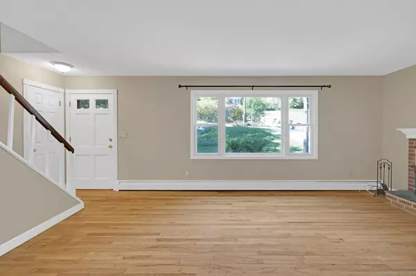 Brookfield, CT 06804,45 North Mountain Road