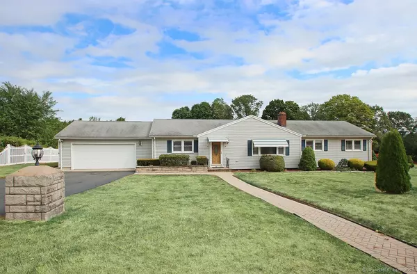 2 Gail Drive, North Haven, CT 06473