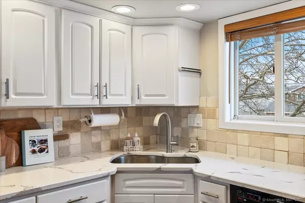 Madison, CT 06443,146 Chittenden Field Lane