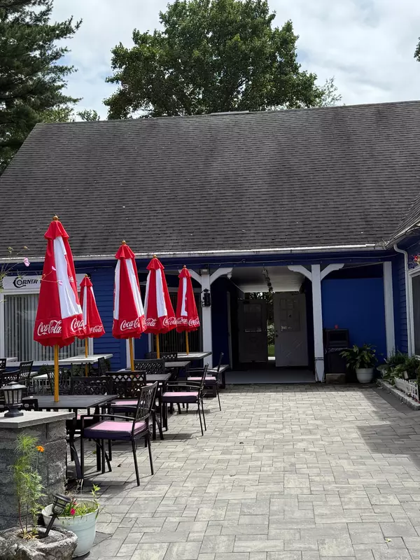 Old Saybrook, CT 06475,1550 Boston Post Road #3