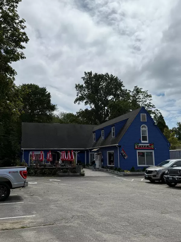 1550 Boston Post Road #7, Old Saybrook, CT 06475