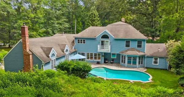 60 Redmont Road, Stamford, CT 06903