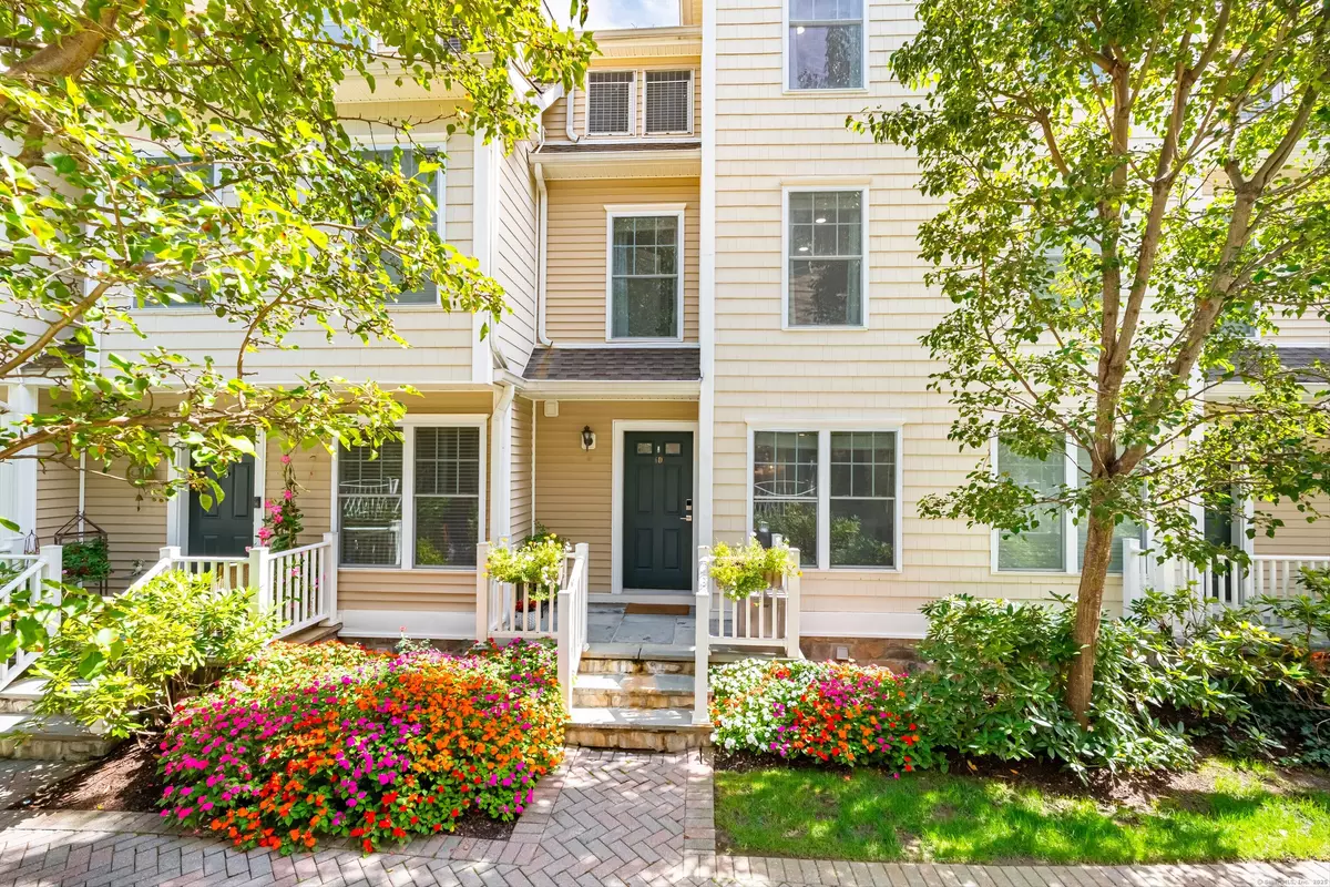 Stamford, CT 06907,85 Camp Avenue #APT 6D