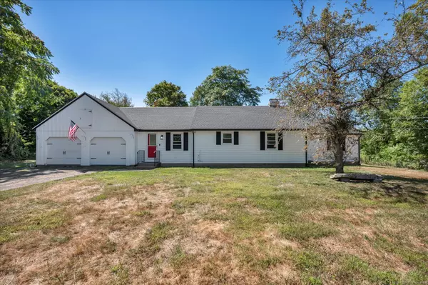 209 Hog Hill Road, East Hampton, CT 06424
