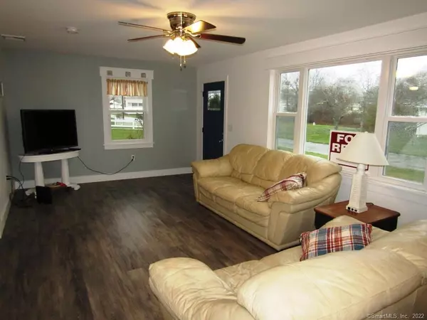 Old Lyme, CT 06371,35 Flagler Avenue