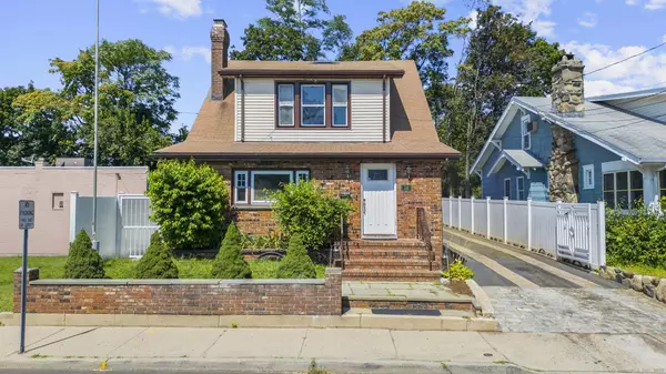 14 Park Street, Stamford, CT 06902